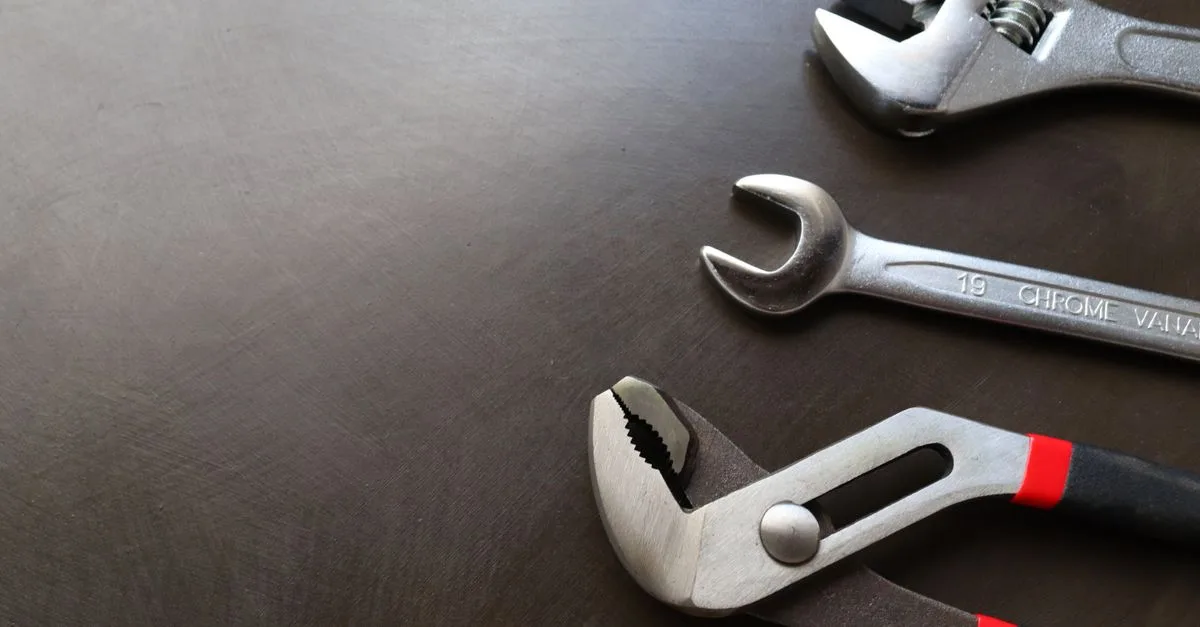 découvrez comment retirer facilement un mitigeur de douche avec vis cachée grâce à notre guide étape par étape simple et efficace.